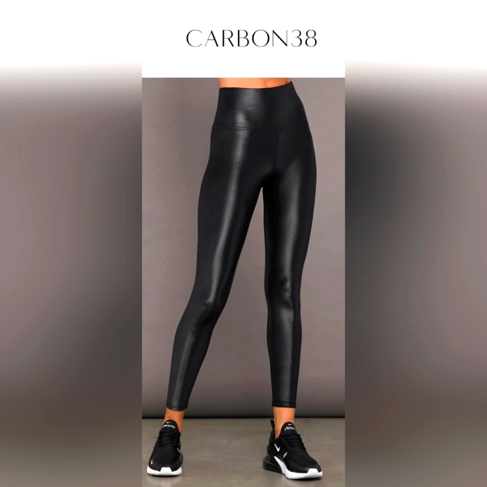 Carbon38 black Takara Shine leggings yoga pants size med NWOT